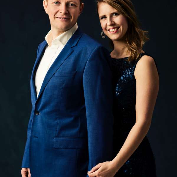 Solisterne Mette-Maria Øyen og Thomas Storm