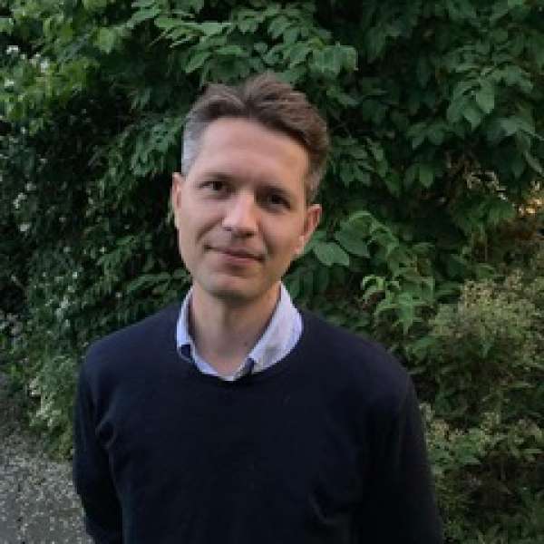 Dr. phil. Markus Floris Christensen