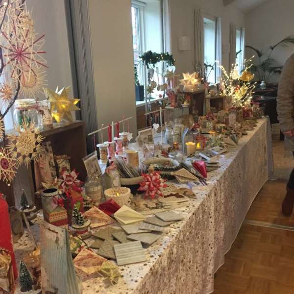 Mere kunsthåndværk på SSFs julebasar på Ejderhuset i Rendsborg